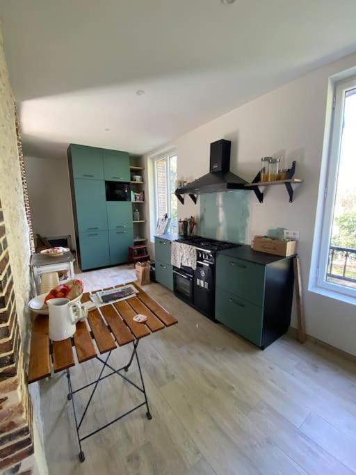 Maison Leocha Sablons-sur-Huisne 外观 照片